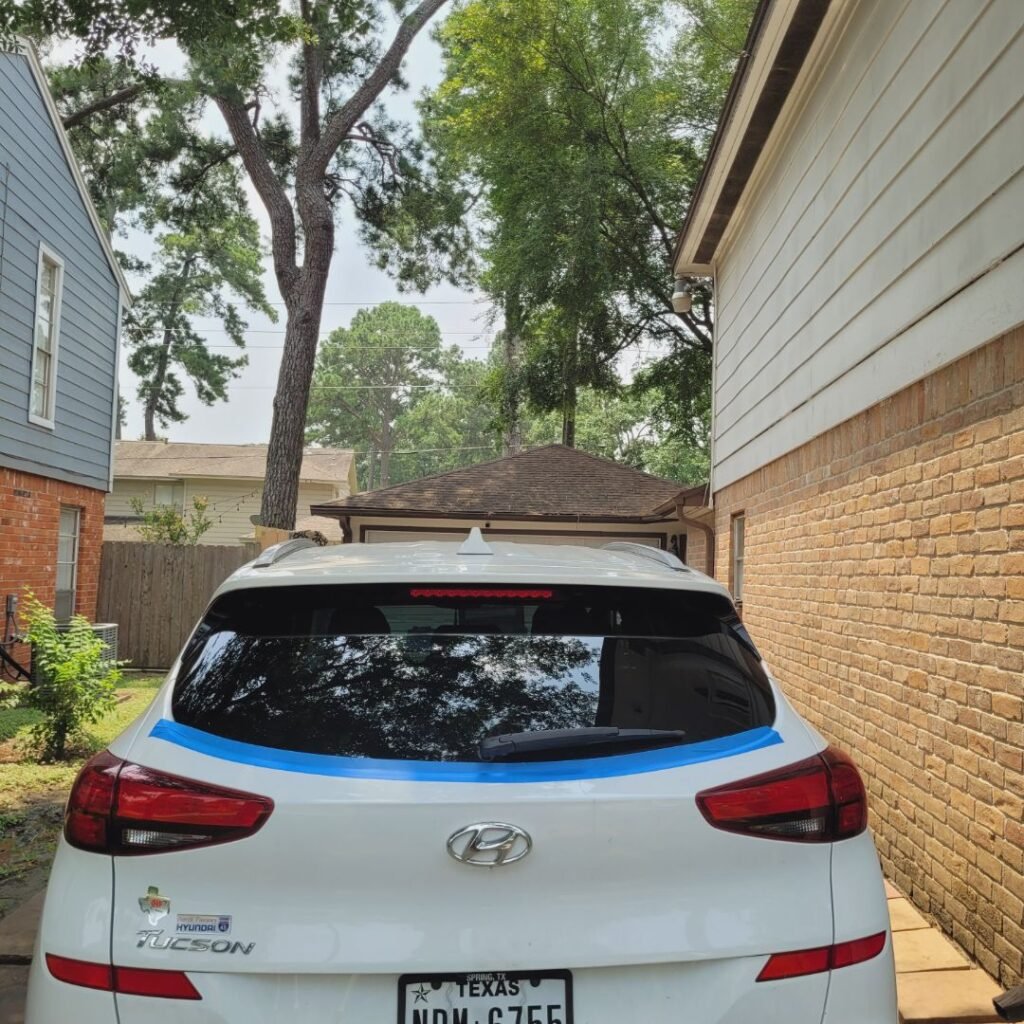 Hyundai-windshield-replacement-white