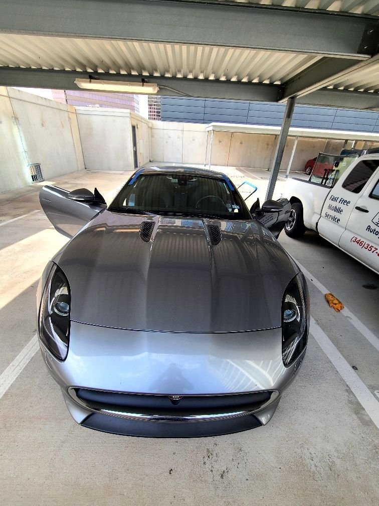 Windshield replacement on a Jaguar F-Type in Houston